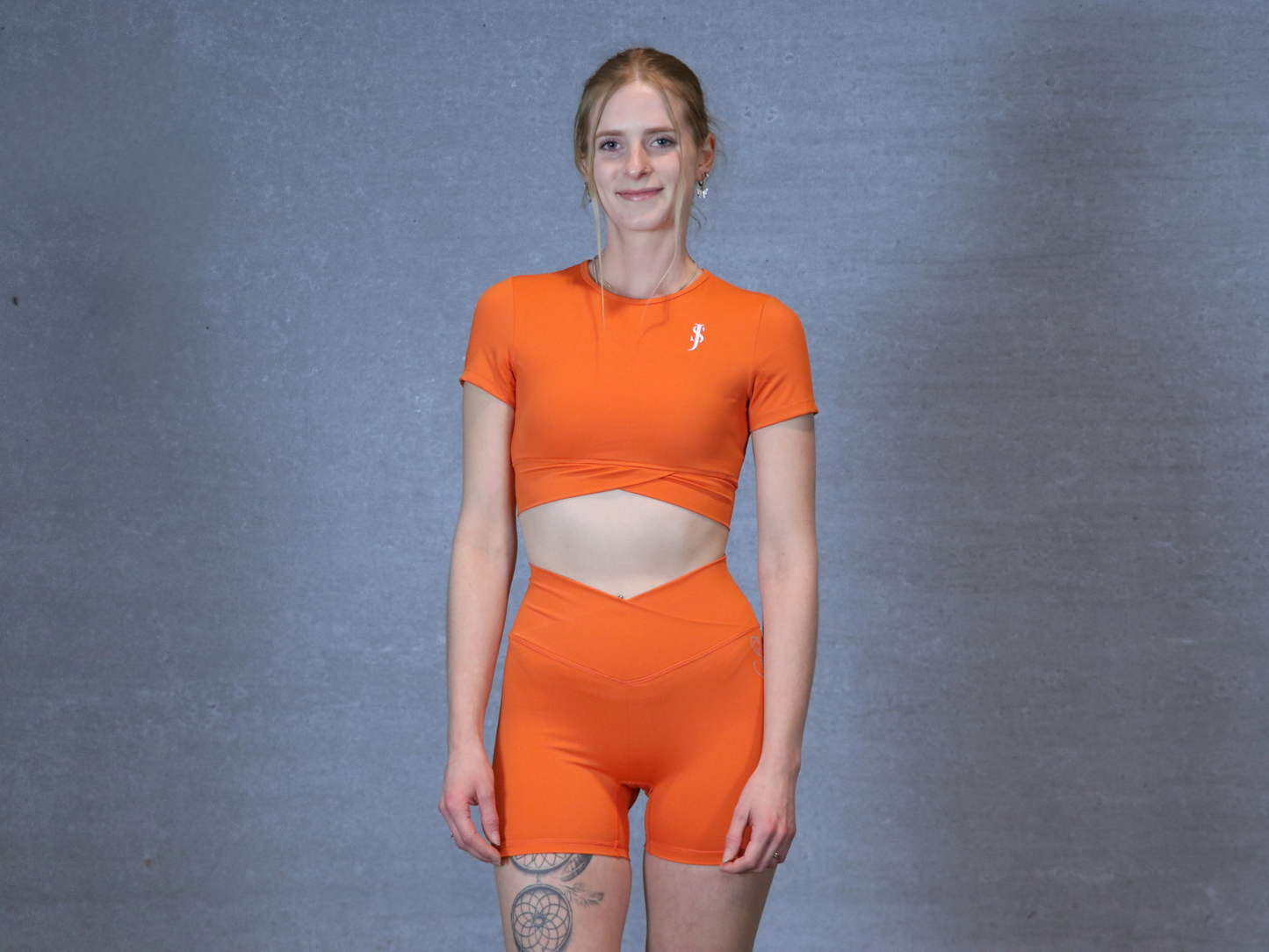 V-Shape Pumkin Shorts